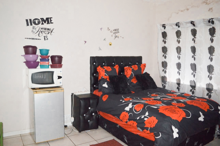 2 Bedroom Property for Sale in Quigney Eastern Cape